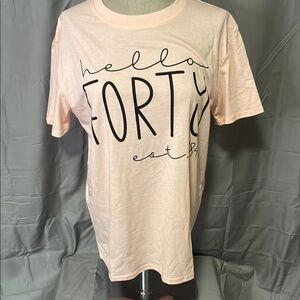 Women's Graphic Tee in Soft Pink